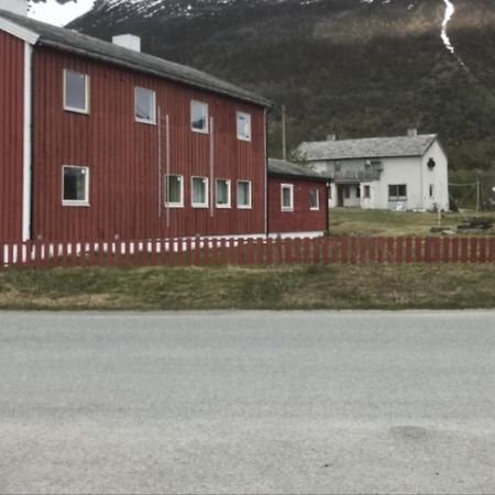 Lyngenfjord Gammelhotell Olderdalen Exterior photo