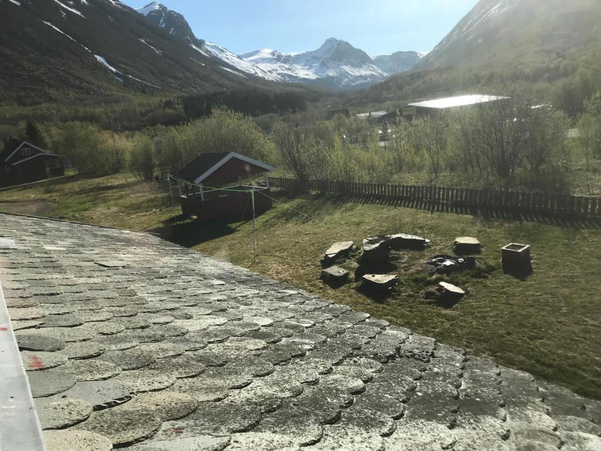 Lyngenfjord Gammelhotell Olderdalen Exterior photo