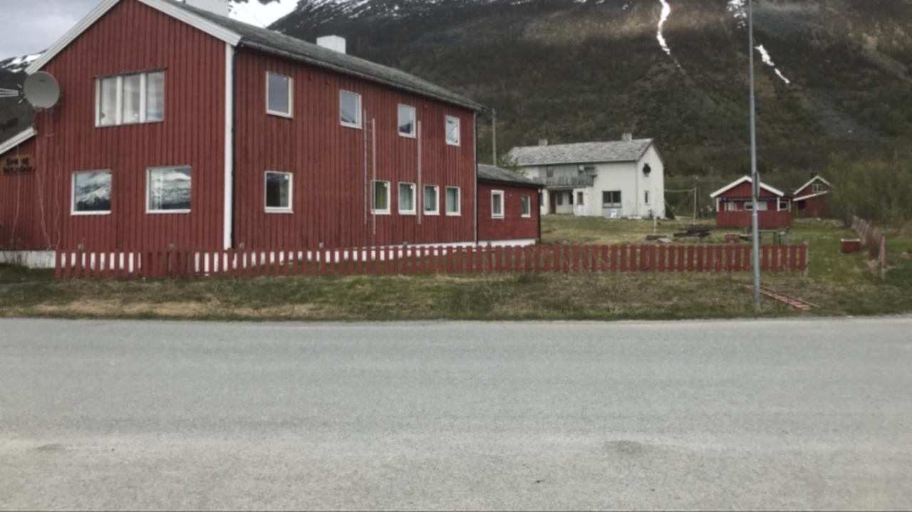 Lyngenfjord Gammelhotell Olderdalen Exterior photo